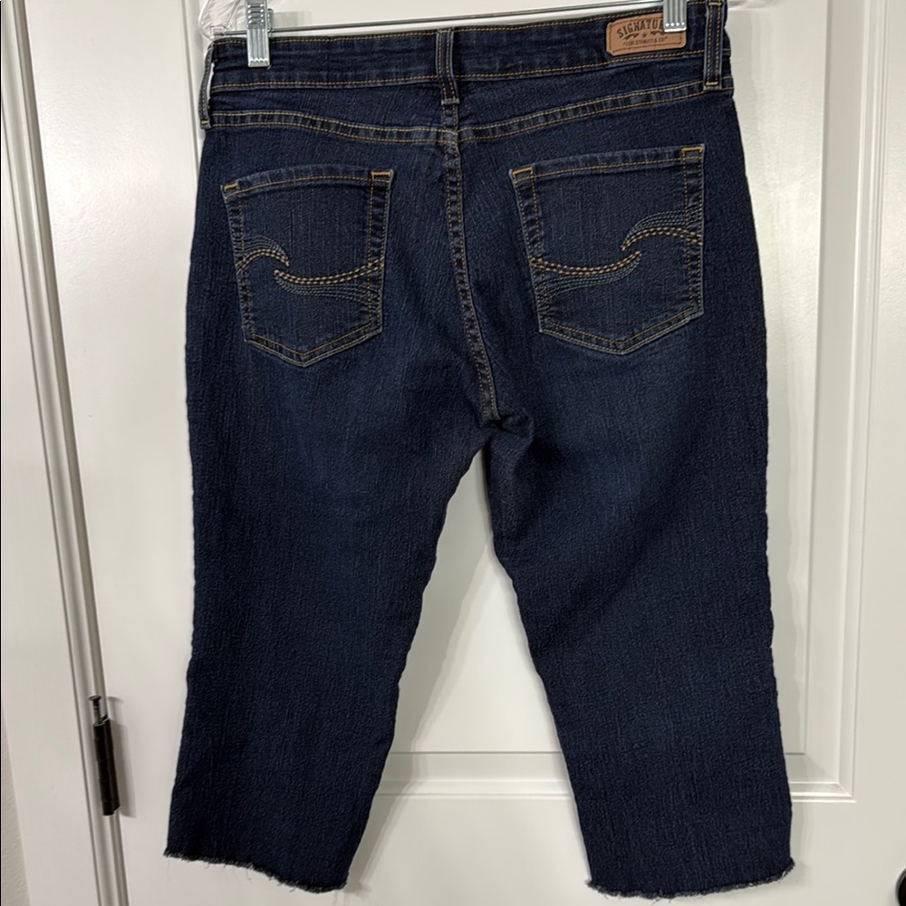 Levi's Women's Capri length Jeans - Deep Indigo - Picture 5 of 7